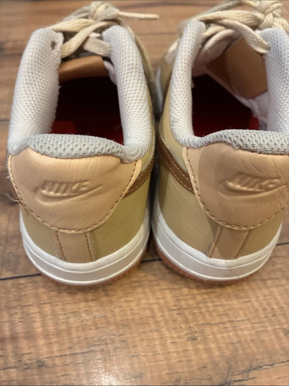 Nike kids low